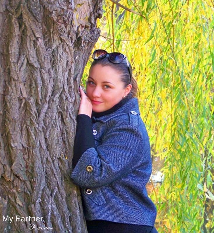 Online Dating with Beautiful Ukrainian Woman Antonina from Zaporozhye, Ukraine
