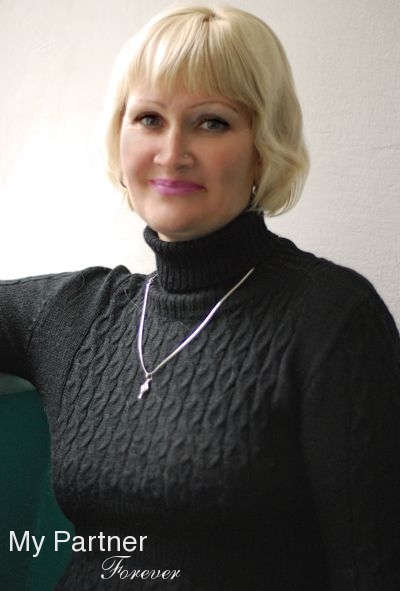 Online Dating with Sexy Ukrainian Woman Svetlana from Melitopol, Ukraine