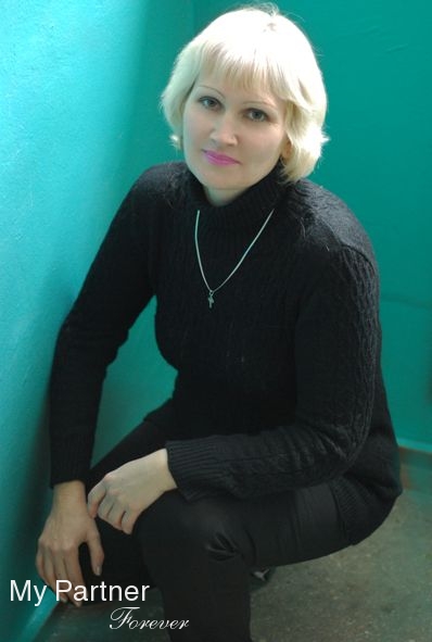 Online Dating with Single Ukrainian Woman Svetlana from Melitopol, Ukraine