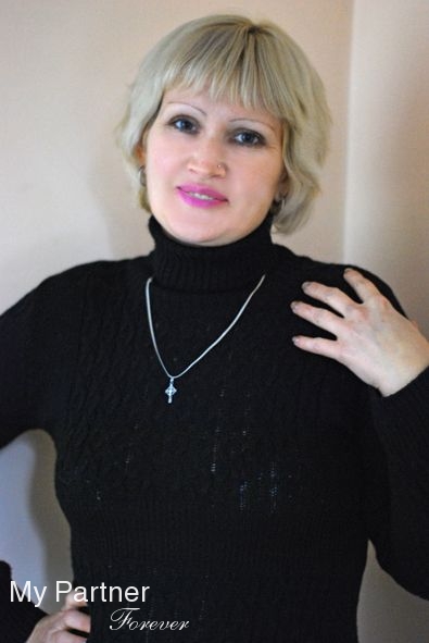 Online Dating with Stunning Ukrainian Woman Svetlana from Melitopol, Ukraine